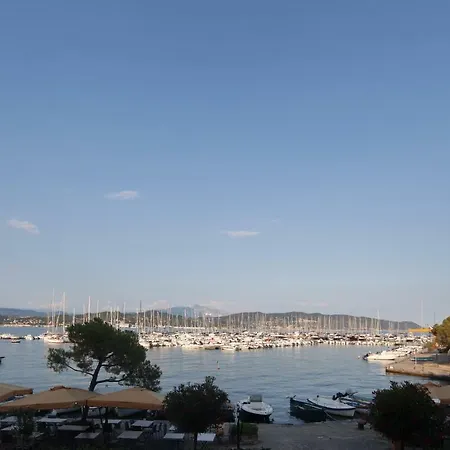 Ca Du Santo Pensión Fezzano (Liguria)